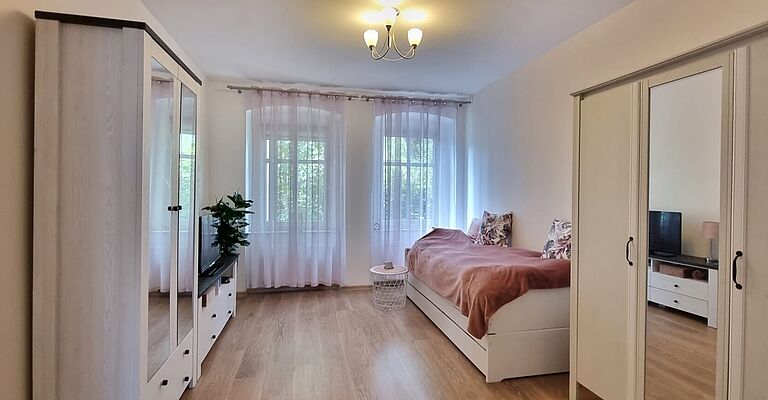 f36aebd9-5f5f-410d-a00a-7976db8292b7