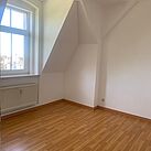 Wohnraum DG links