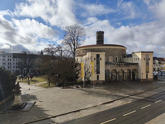 cf79ed7f-6f4e-4821-bbd4-845aa3dbb4ae